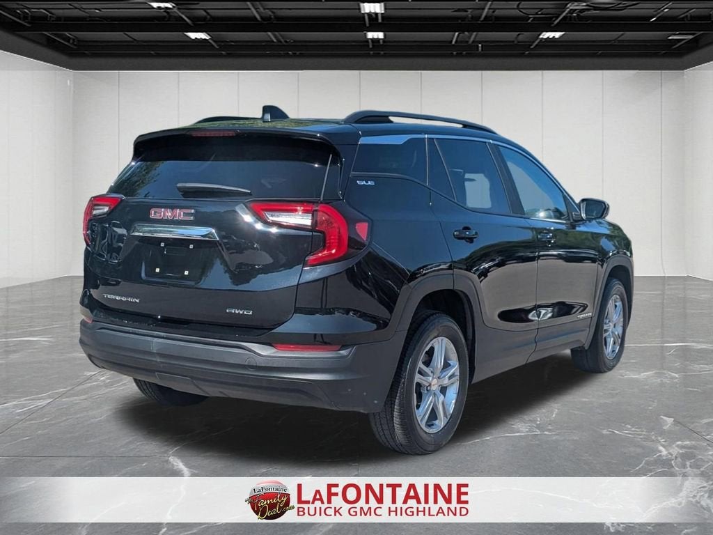 2023 GMC Terrain SLE