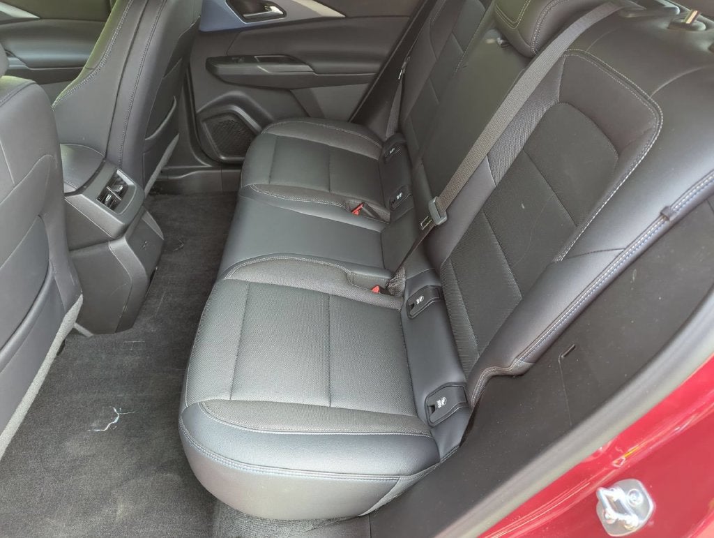 2024 Chevrolet Equinox EV LT - Photo 24