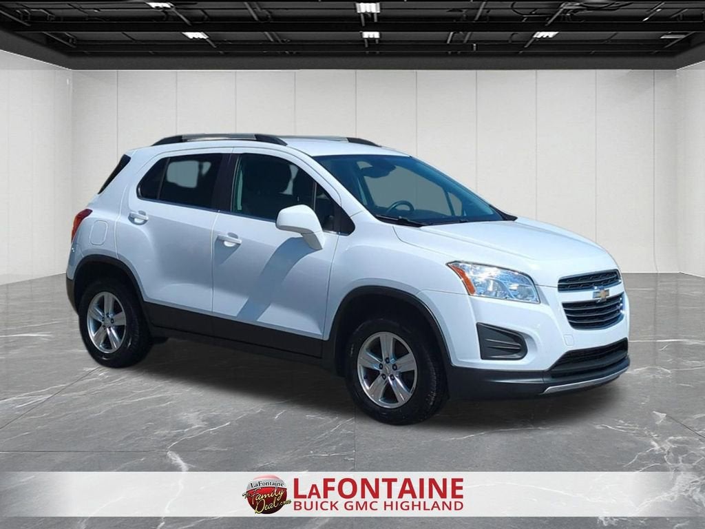 Used 2016 Chevrolet Trax LT with VIN 3GNCJPSB1GL185200 for sale in Highland Charter Township, MI