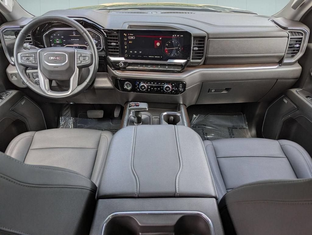 2024 GMC Sierra 1500 SLT - Photo 20