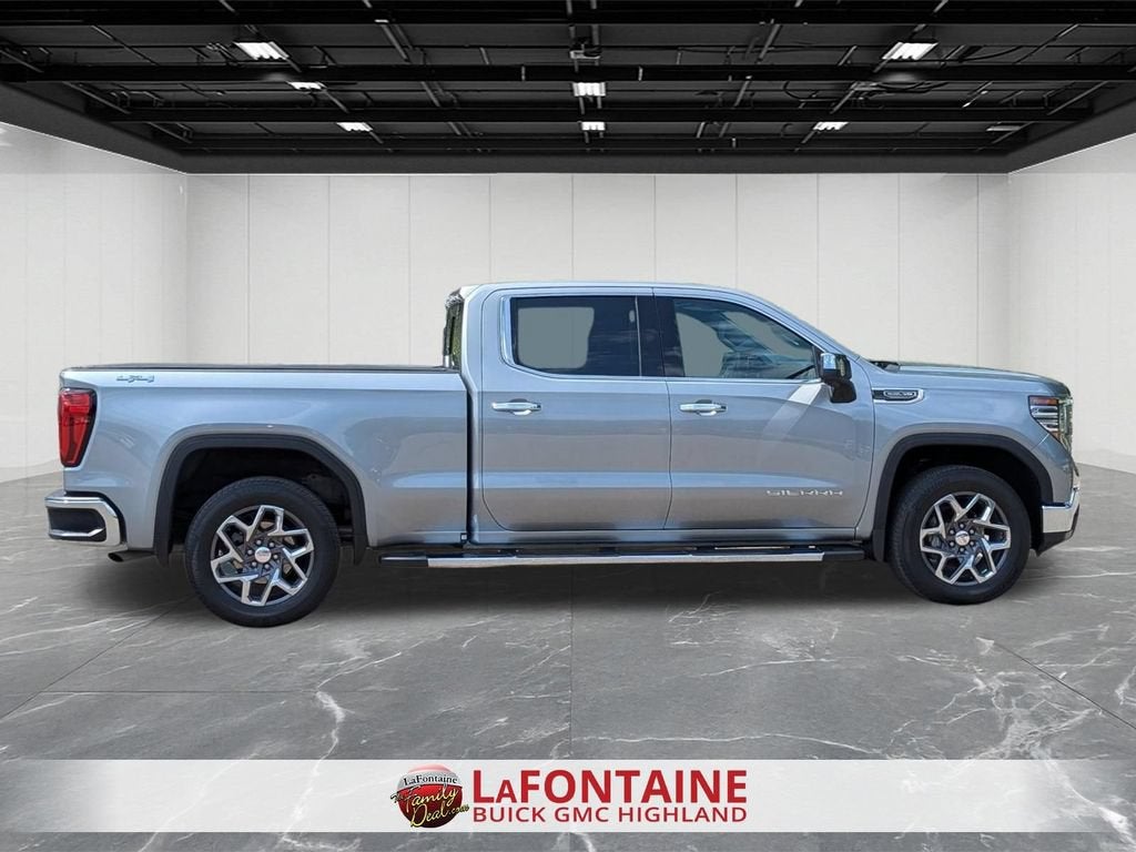 2024 GMC Sierra 1500 SLT - Photo 9
