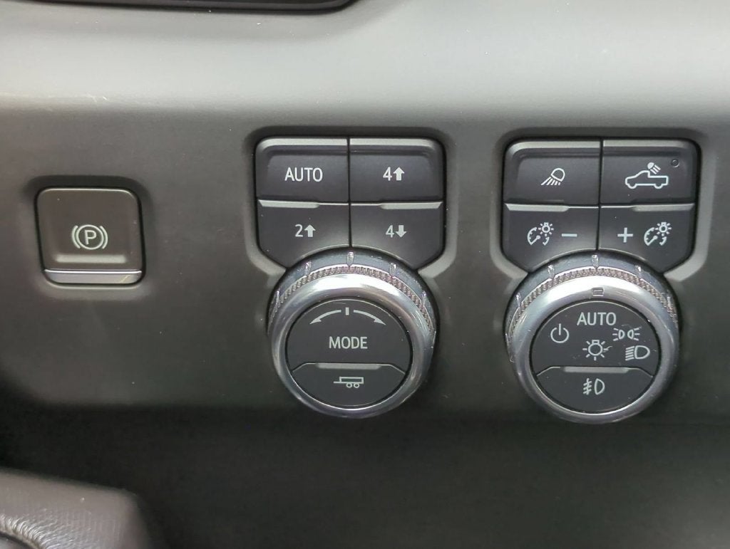 2022 GMC Sierra 1500 AT4X - Photo 17