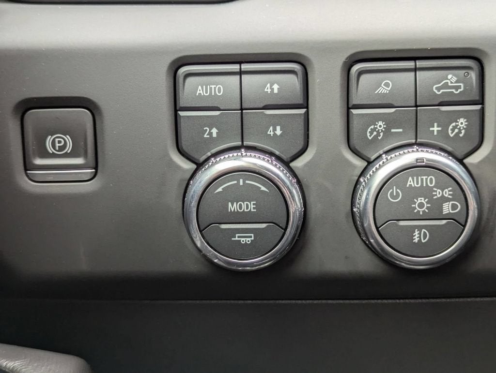 2022 GMC Sierra 1500 AT4X - Photo 18