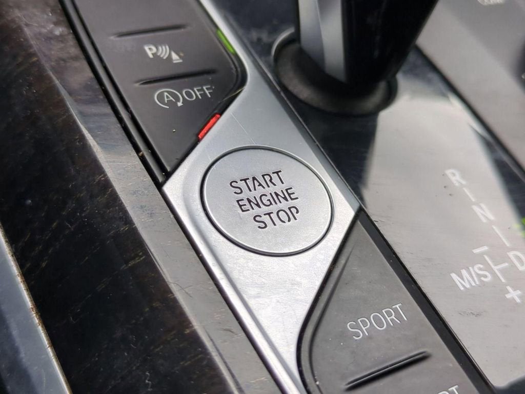 2020 BMW 330i xDrive