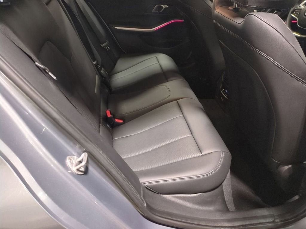 2025 BMW 3 Series 330i xDrive