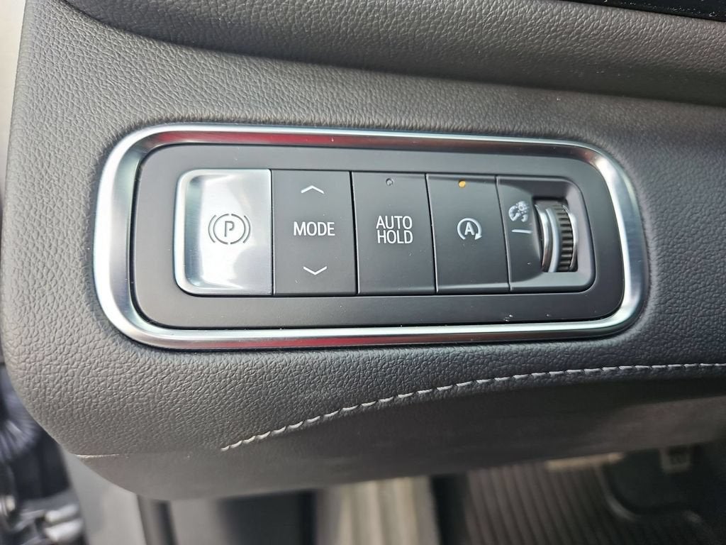 2025 Buick Enclave Preferred - Photo 18