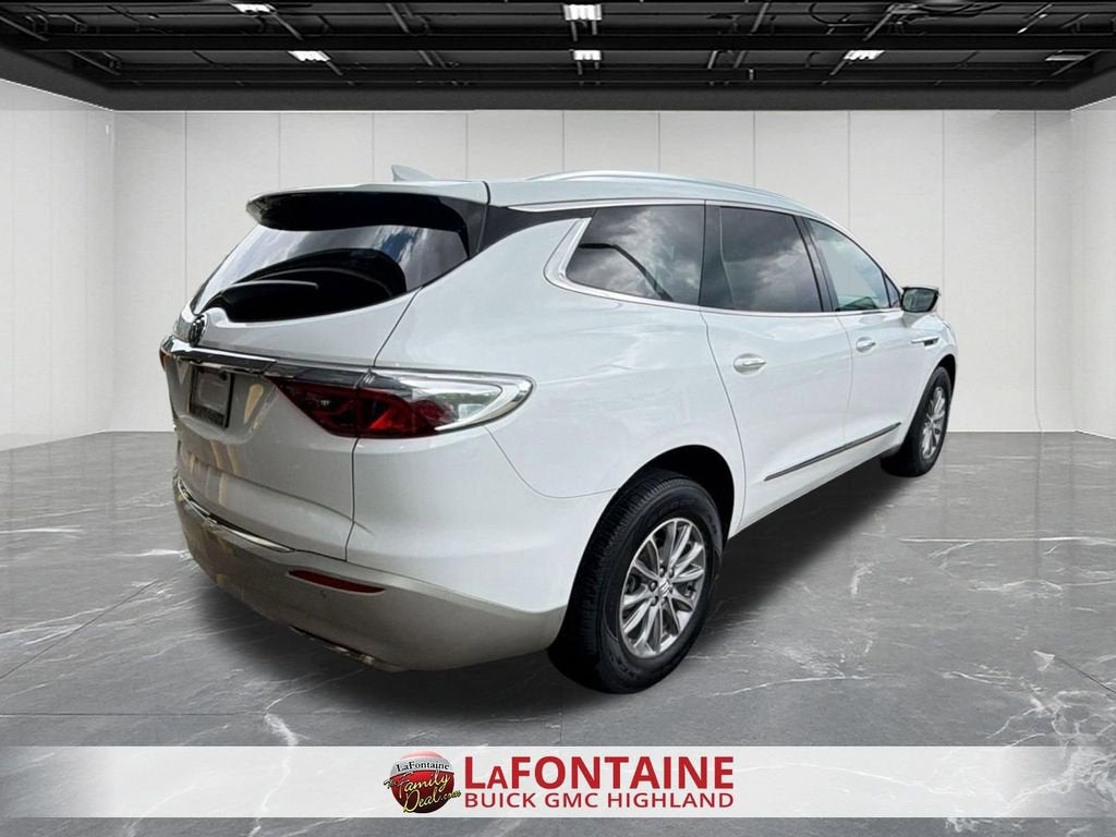 2023 Buick Enclave Essence