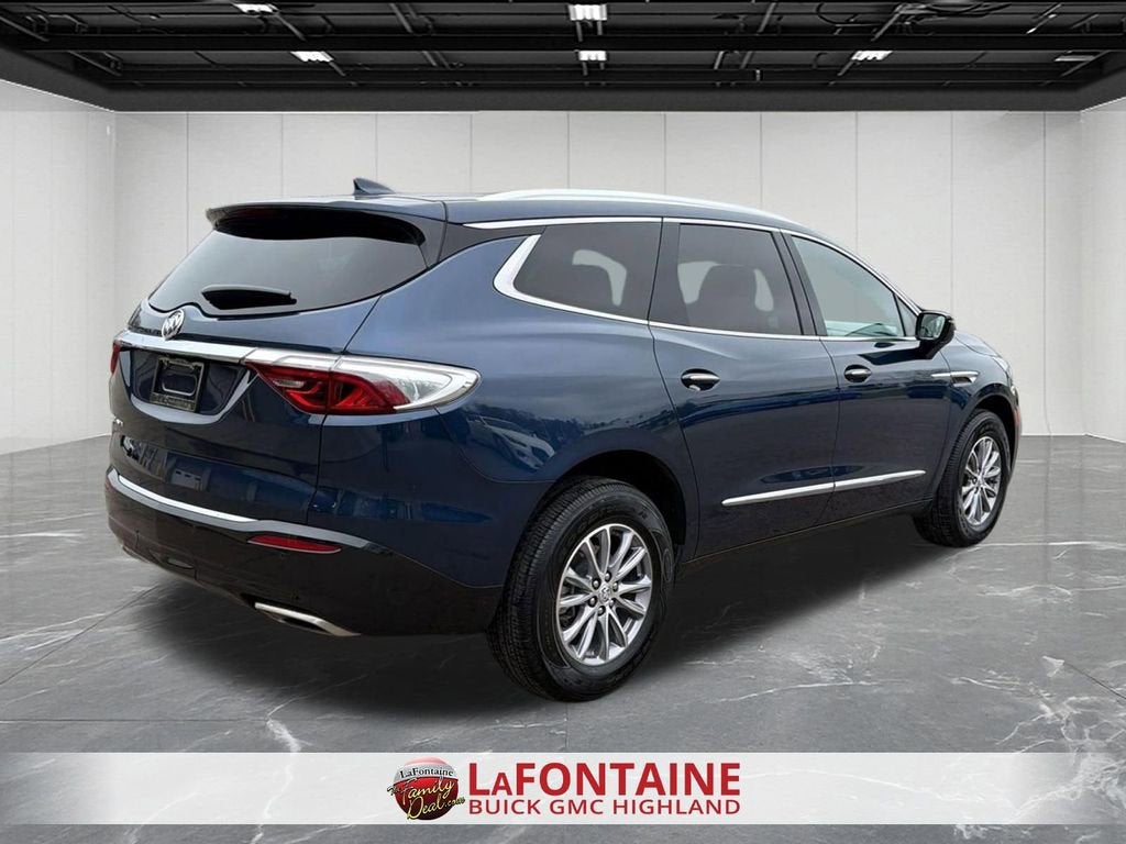 2023 Buick Enclave Essence