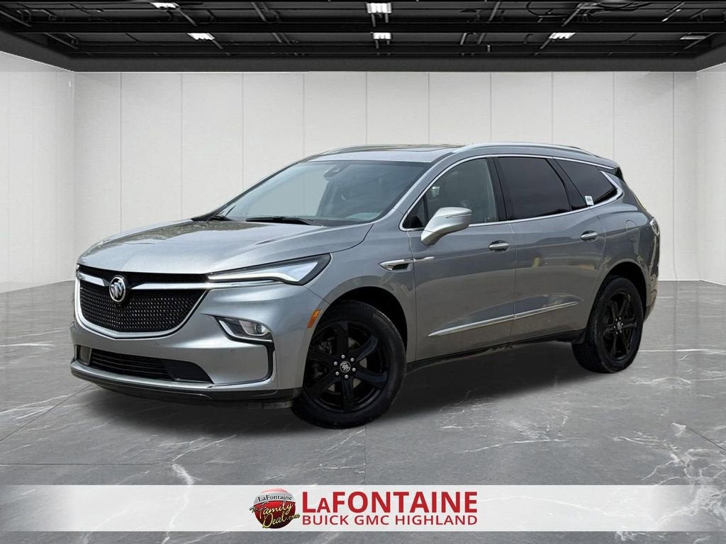 2024 Buick Enclave Essence AWD's photo