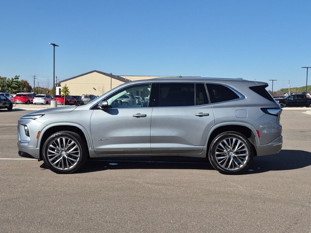 2025 Buick Enclave Avenir