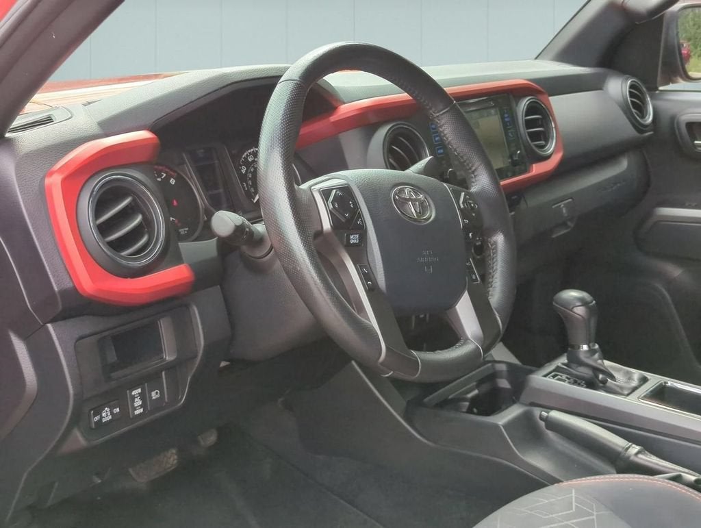 2018 Toyota Tacoma SR - Photo 10