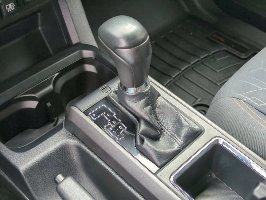 2018 Toyota Tacoma SR - Photo 16