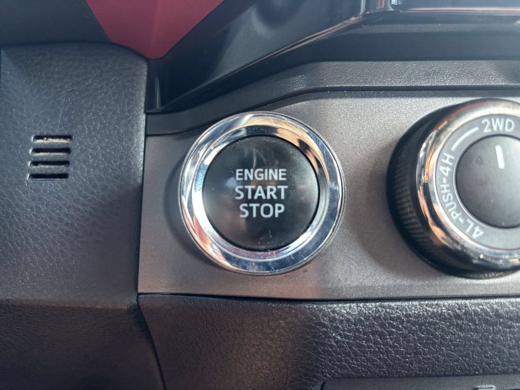 2018 Toyota Tacoma SR - Photo 17