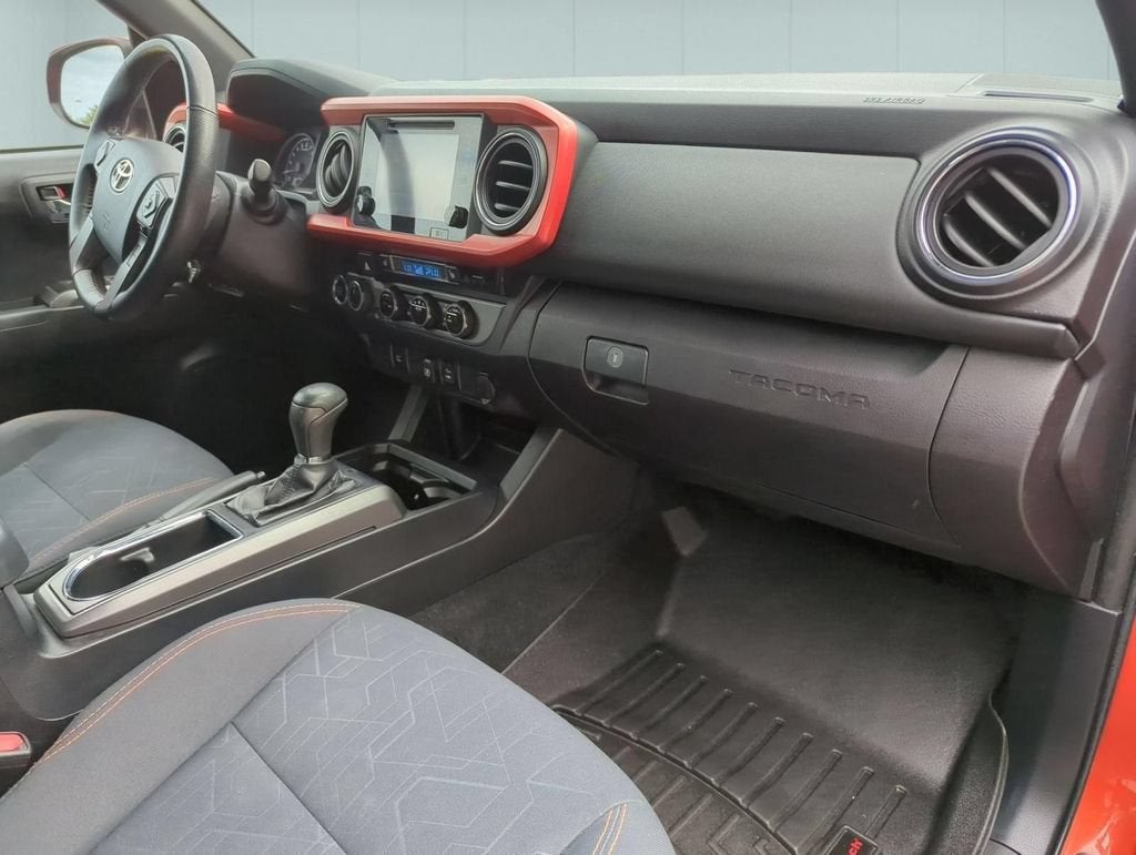 2018 Toyota Tacoma SR - Photo 29