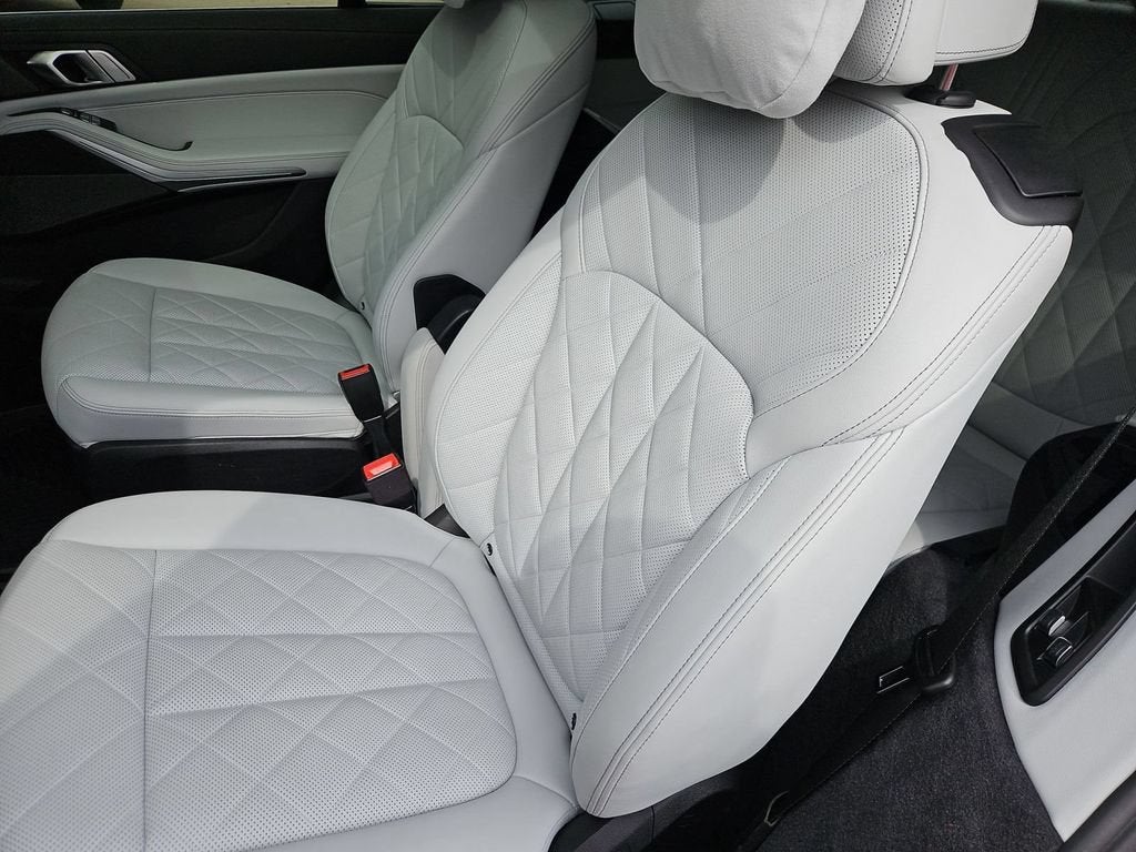 2023 BMW X7 40i - Photo 25