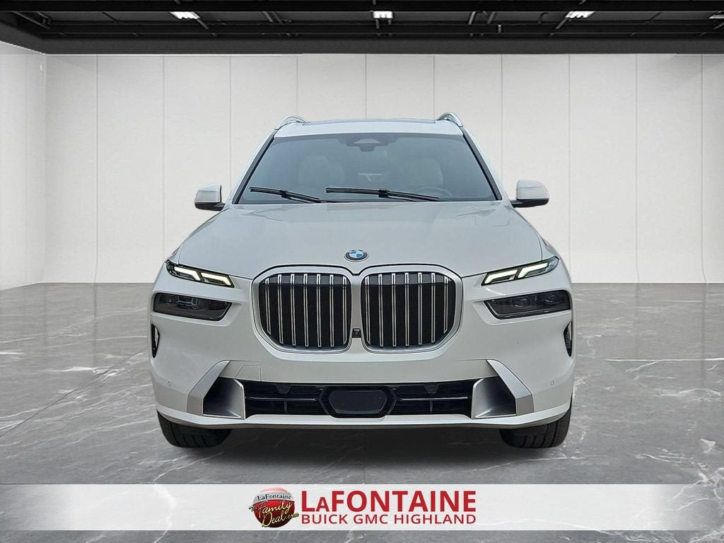 2023 BMW X7 40i - Photo 3