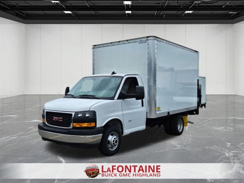 2024 GMC Savana Cutaway 3500 1WT