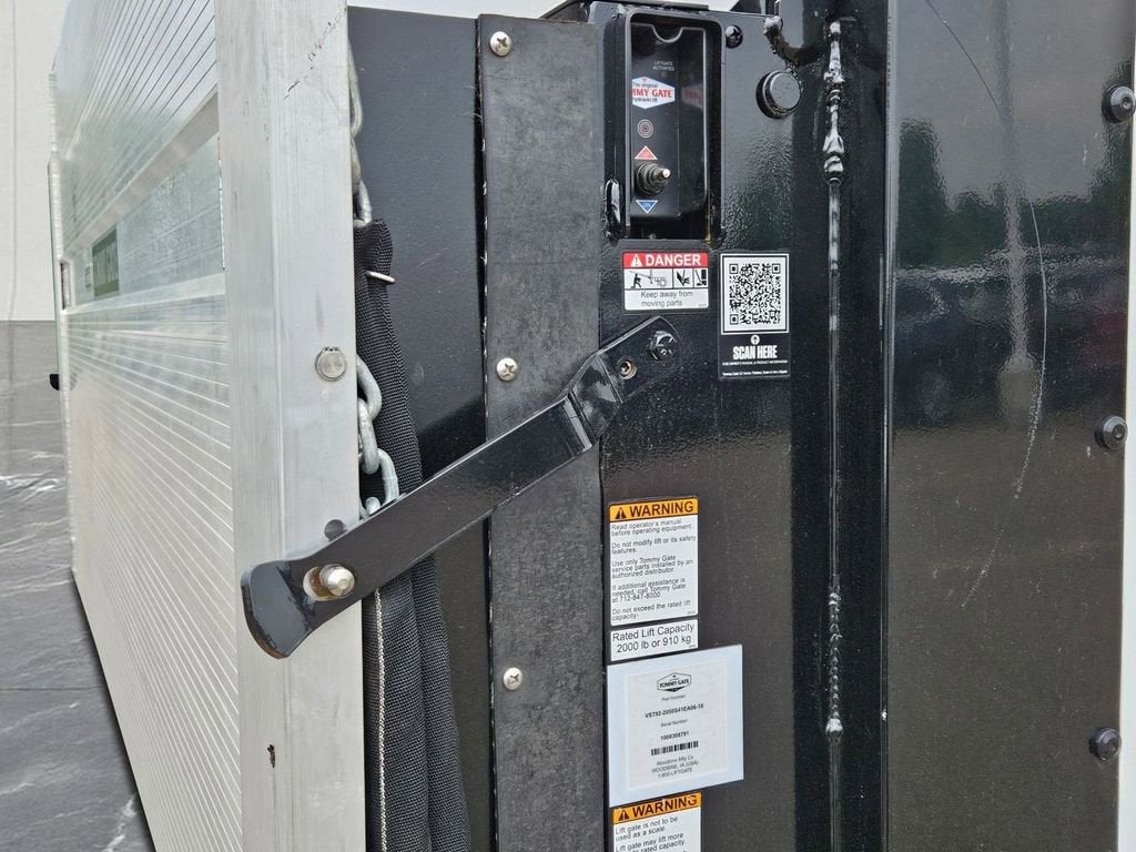 2024 GMC Savana Cutaway 3500 1WT