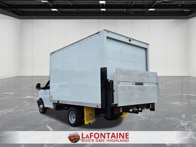 2024 GMC Savana Cutaway 3500 1WT