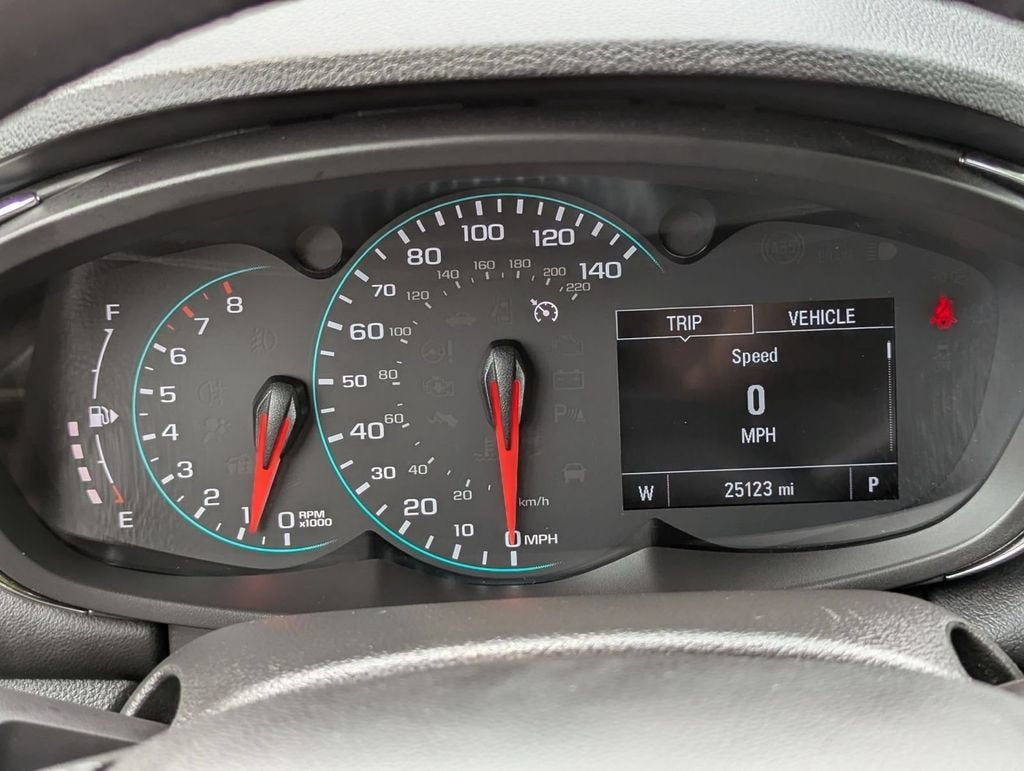 2022 Chevrolet Trax LT - Photo 11
