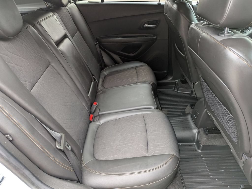 2022 Chevrolet Trax LT - Photo 25