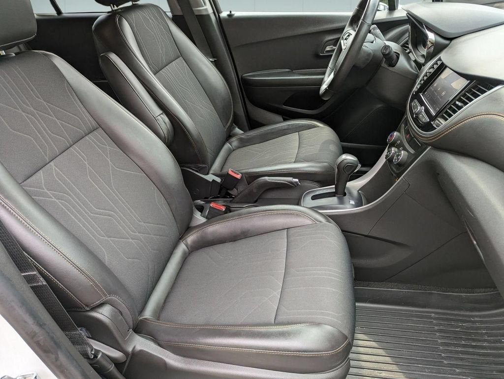 2022 Chevrolet Trax LT - Photo 26