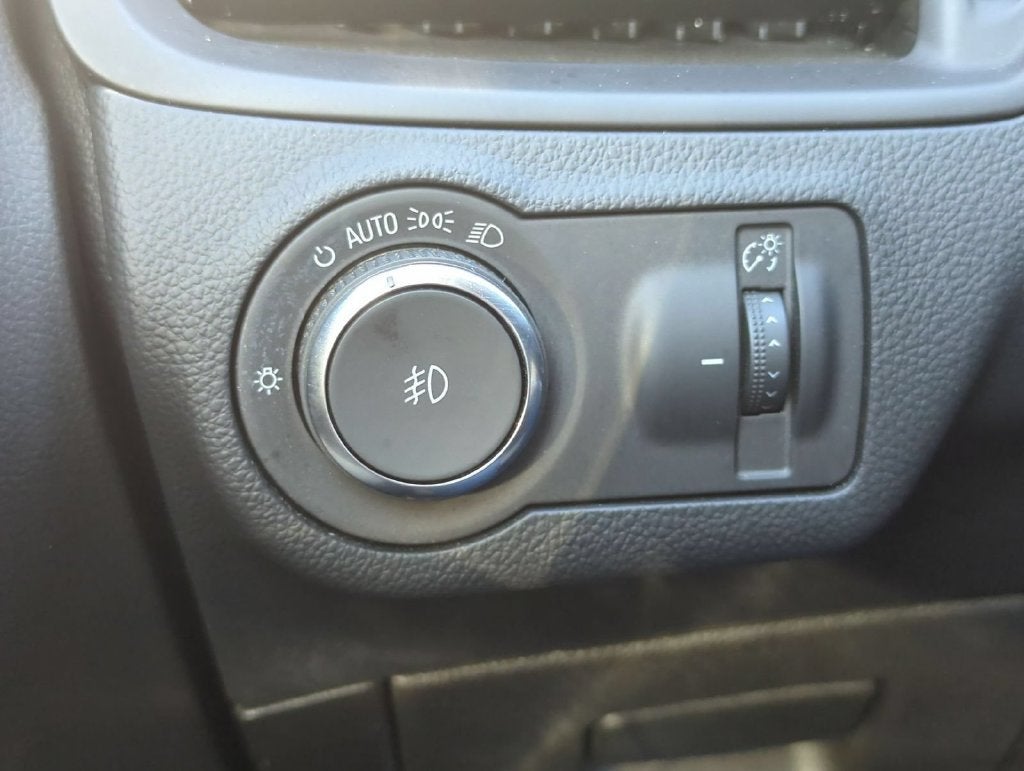2019 Buick Envision Essence - Photo 17