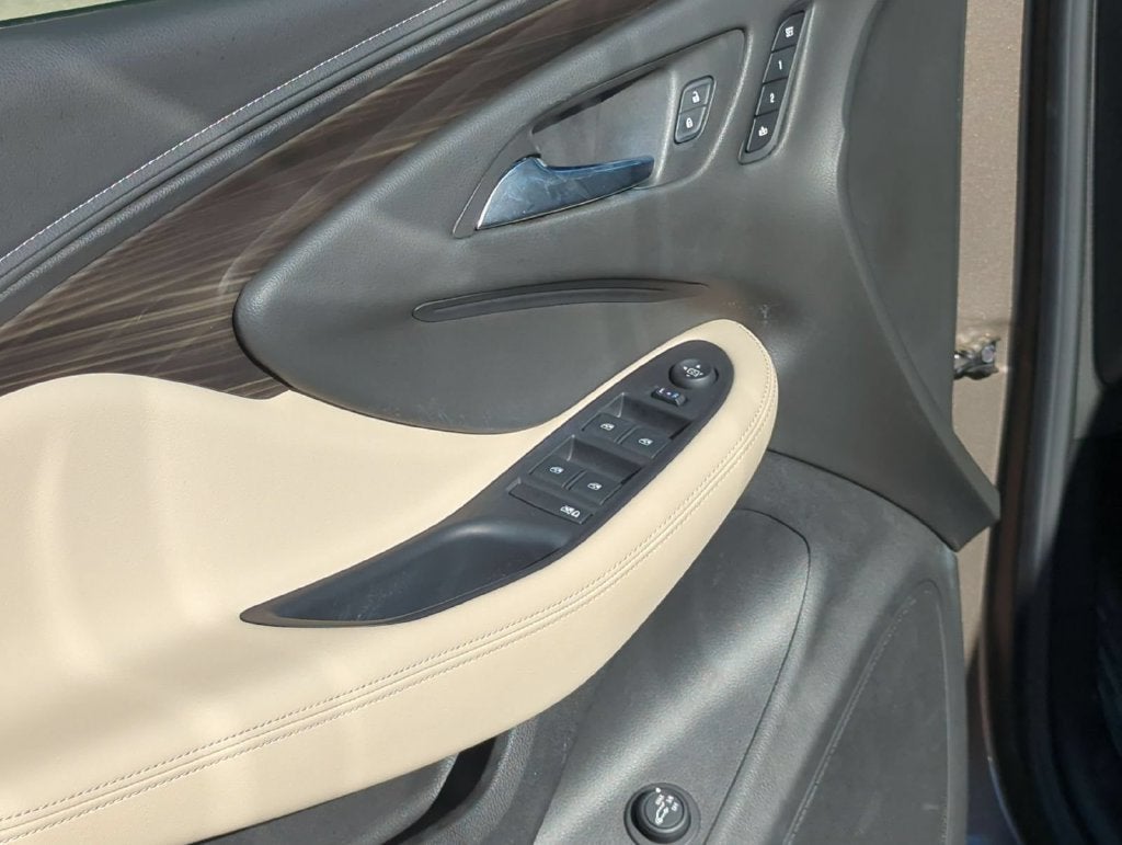 2019 Buick Envision Essence - Photo 22