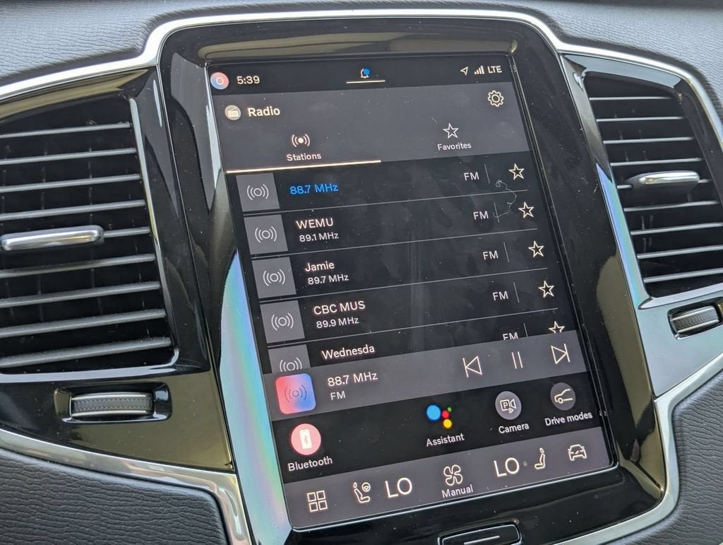 2023 Volvo XC90 Plus