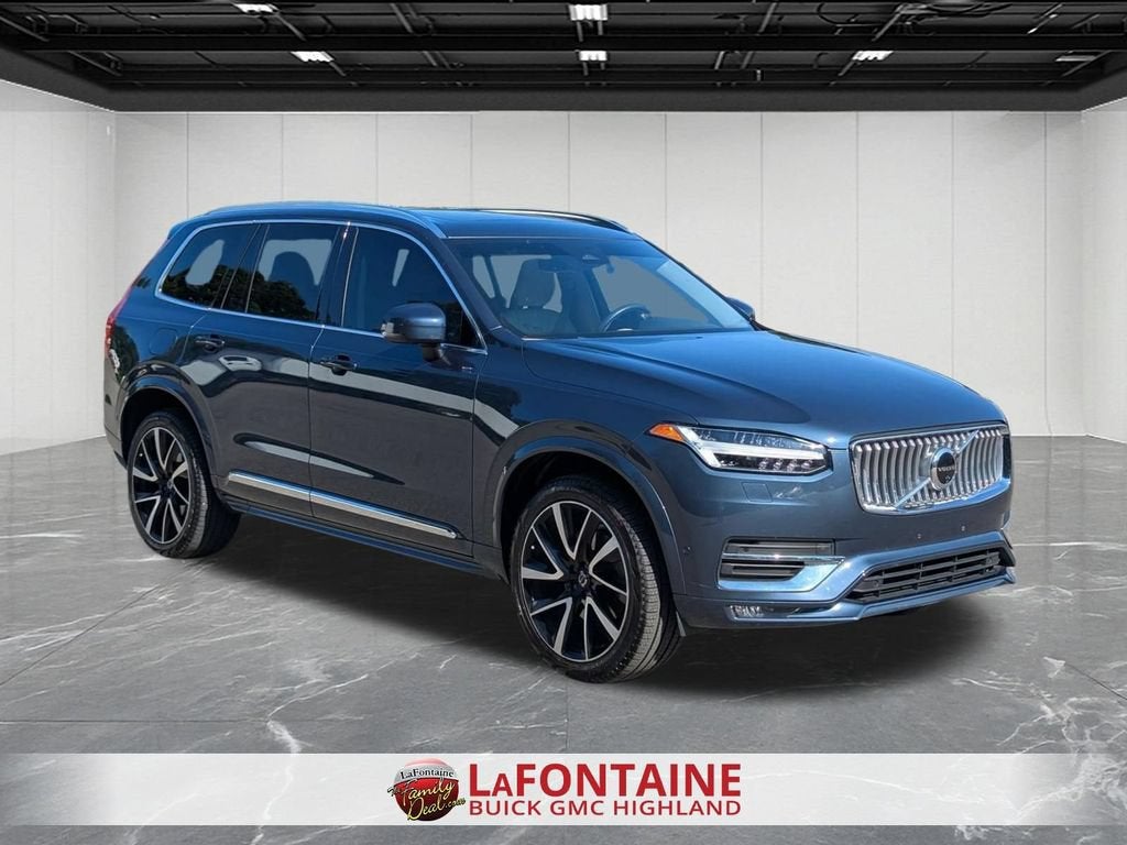 2023 Volvo XC90 Plus