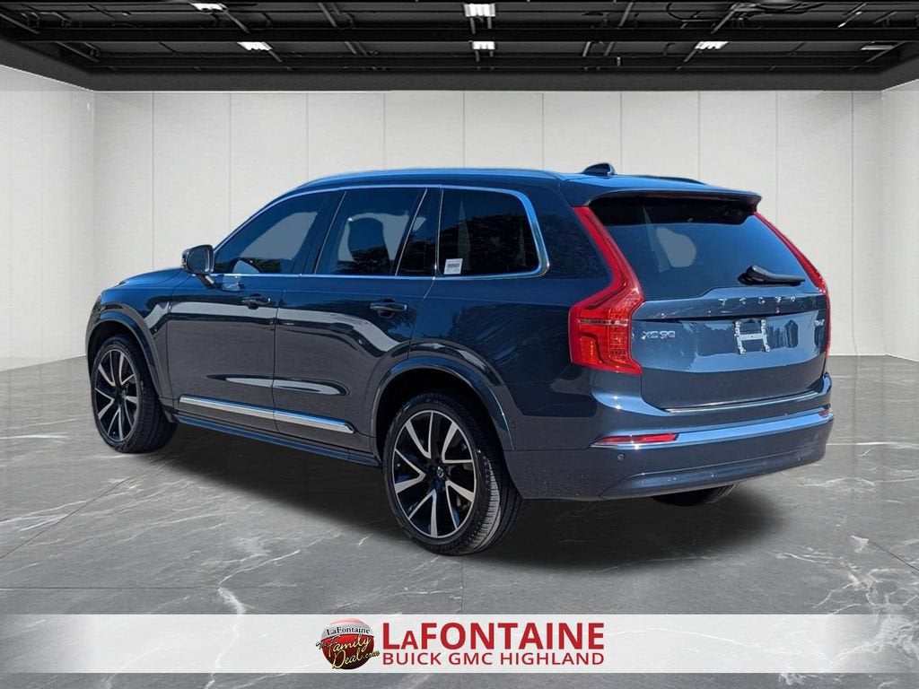2023 Volvo XC90 Plus