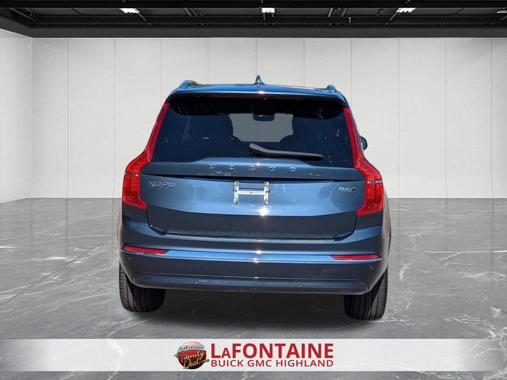 2023 Volvo XC90 Plus