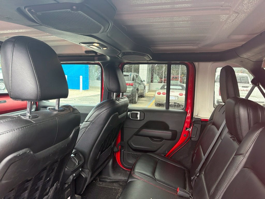 2021 Jeep WRANGLER Base
