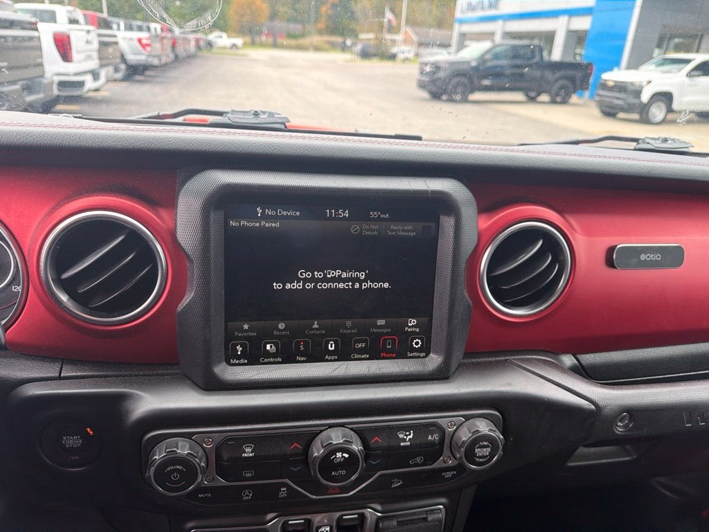 2021 Jeep WRANGLER Base