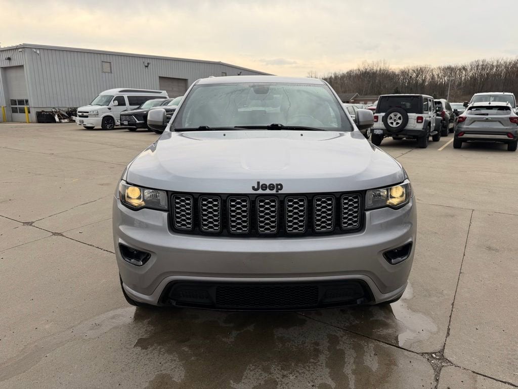 2021 Jeep Grand Cherokee Laredo X 4x4