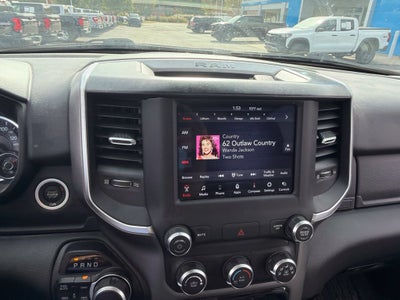 2020 RAM 1500 Big Horn Crew Cab 4x4 5'7" Box