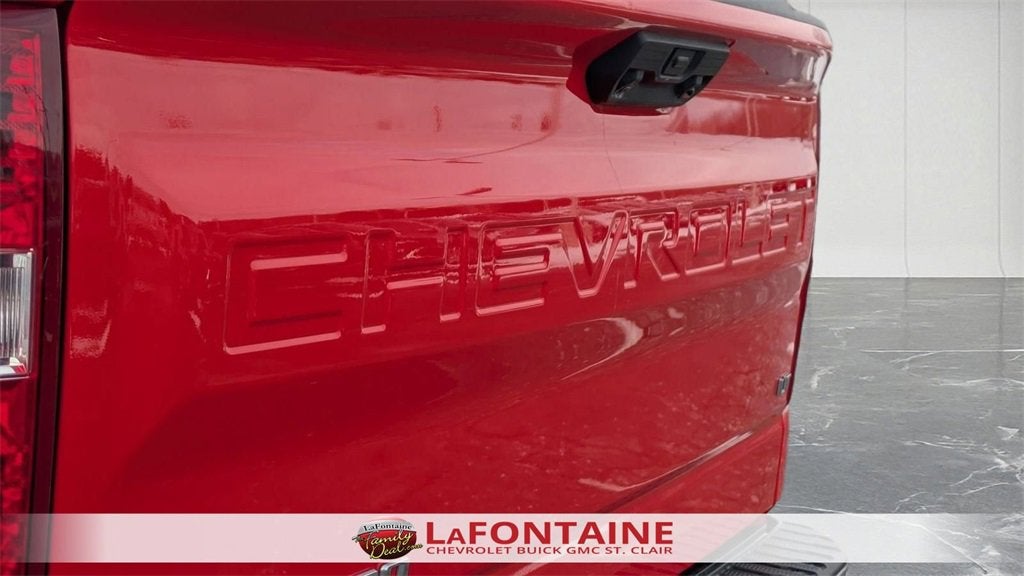 2023 Chevrolet Silverado 1500 LT (2FL)