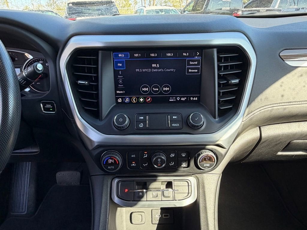 2023 GMC Acadia SLE