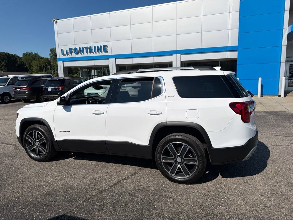 2023 GMC Acadia SLT