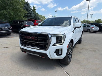 2021 GMC Yukon XL AT4