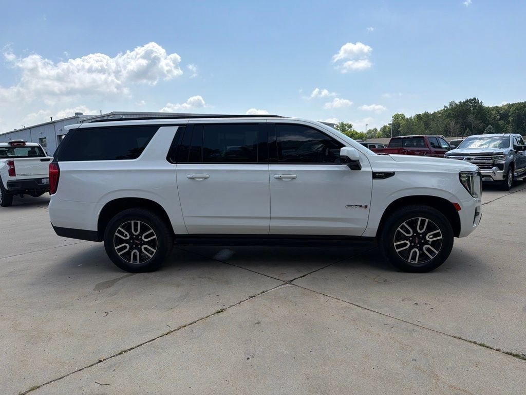 2021 GMC Yukon XL AT4