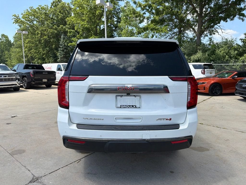 2021 GMC Yukon XL AT4
