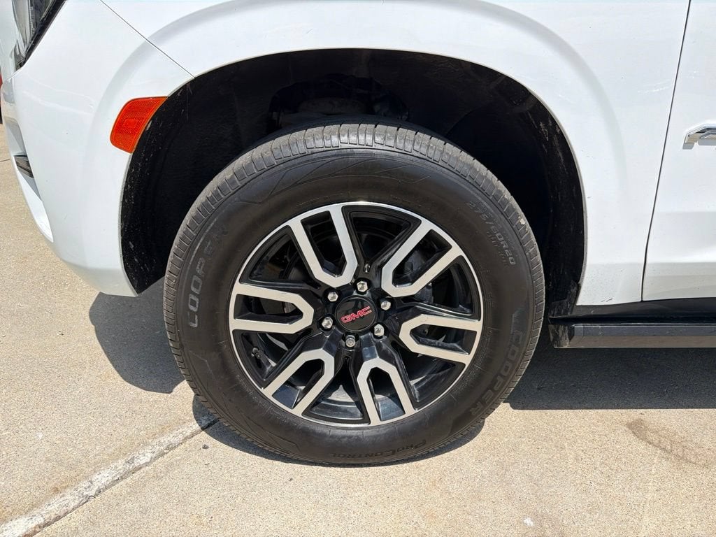 2021 GMC Yukon XL AT4