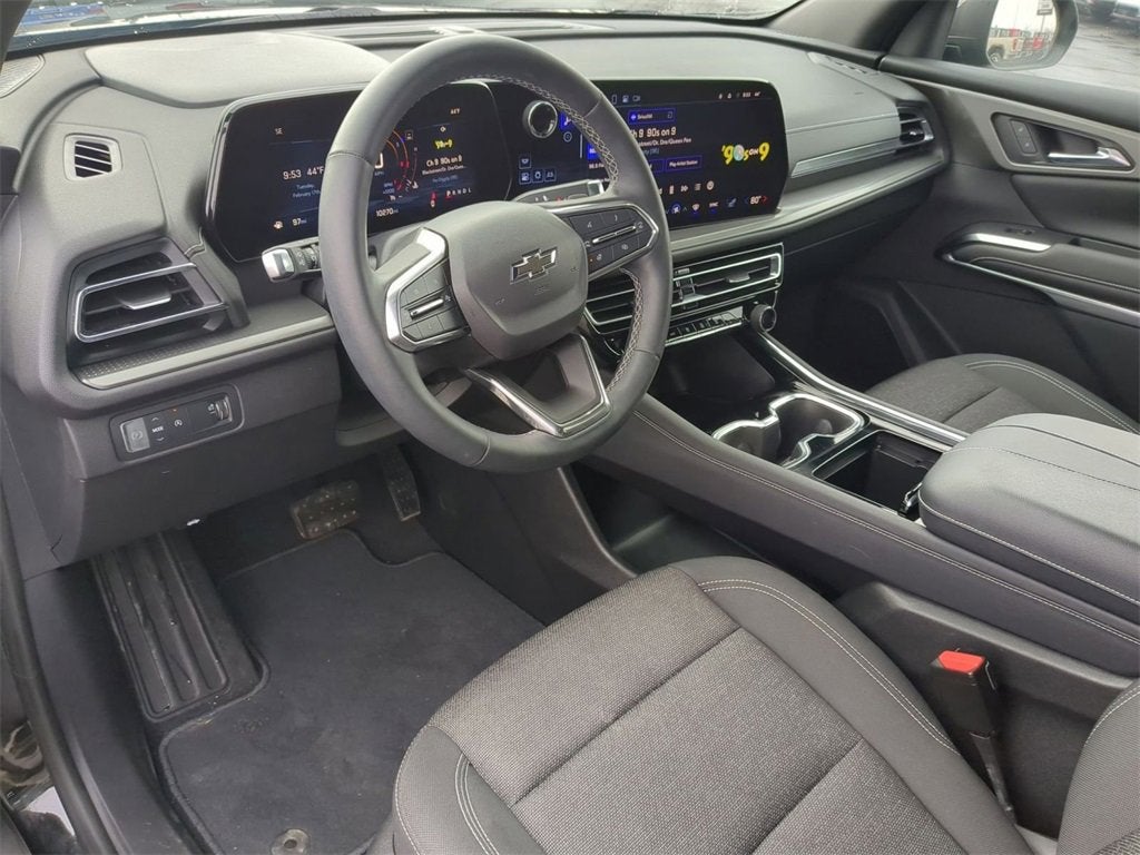 2024 Chevrolet Traverse LS