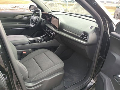 2024 Chevrolet Traverse LS