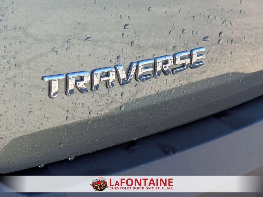 2023 Chevrolet Traverse LT Cloth