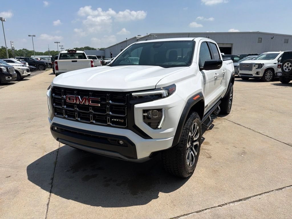 2024 GMC Canyon AT4