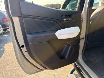 2024 GMC Canyon AT4X