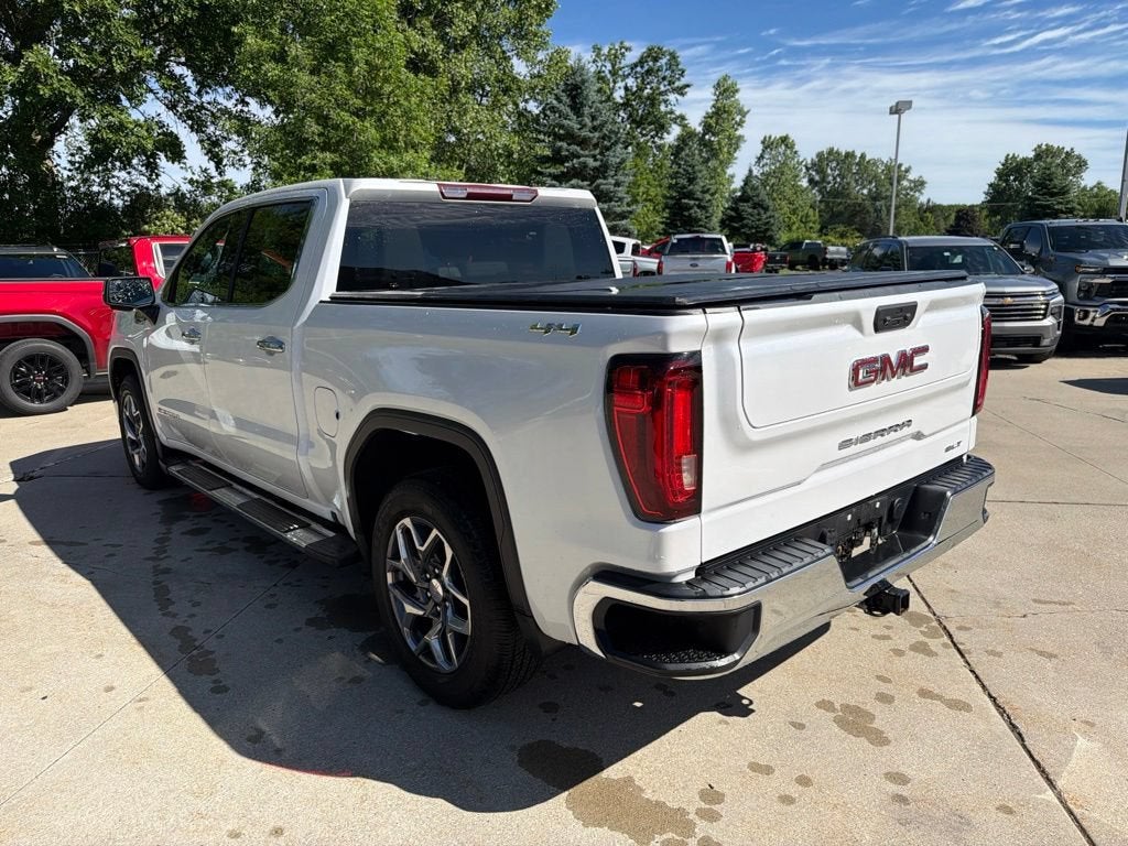 2022 GMC Sierra 1500 SLT