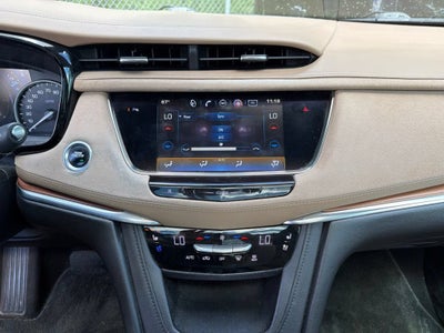 2017 Cadillac XT5 Platinum AWD